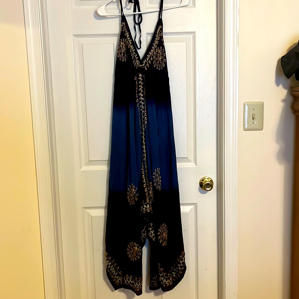 Gorgeous bohemian dress! O/S with adjustable neck and back.